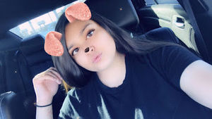 Meet your Posher, Anysia